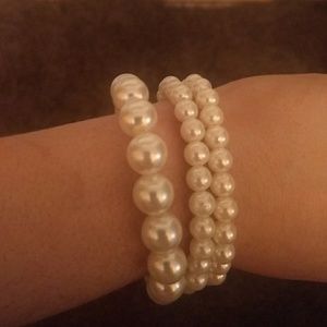 Set of 3 Pearl Bracelets